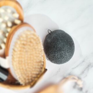 Éponge Konjac Pour Visage au Charbon de Bambou