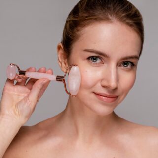 Masseur Visage en Quartz Rose – Image 11