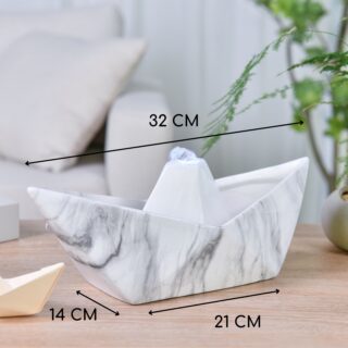 Fontaine Moderne Sailing